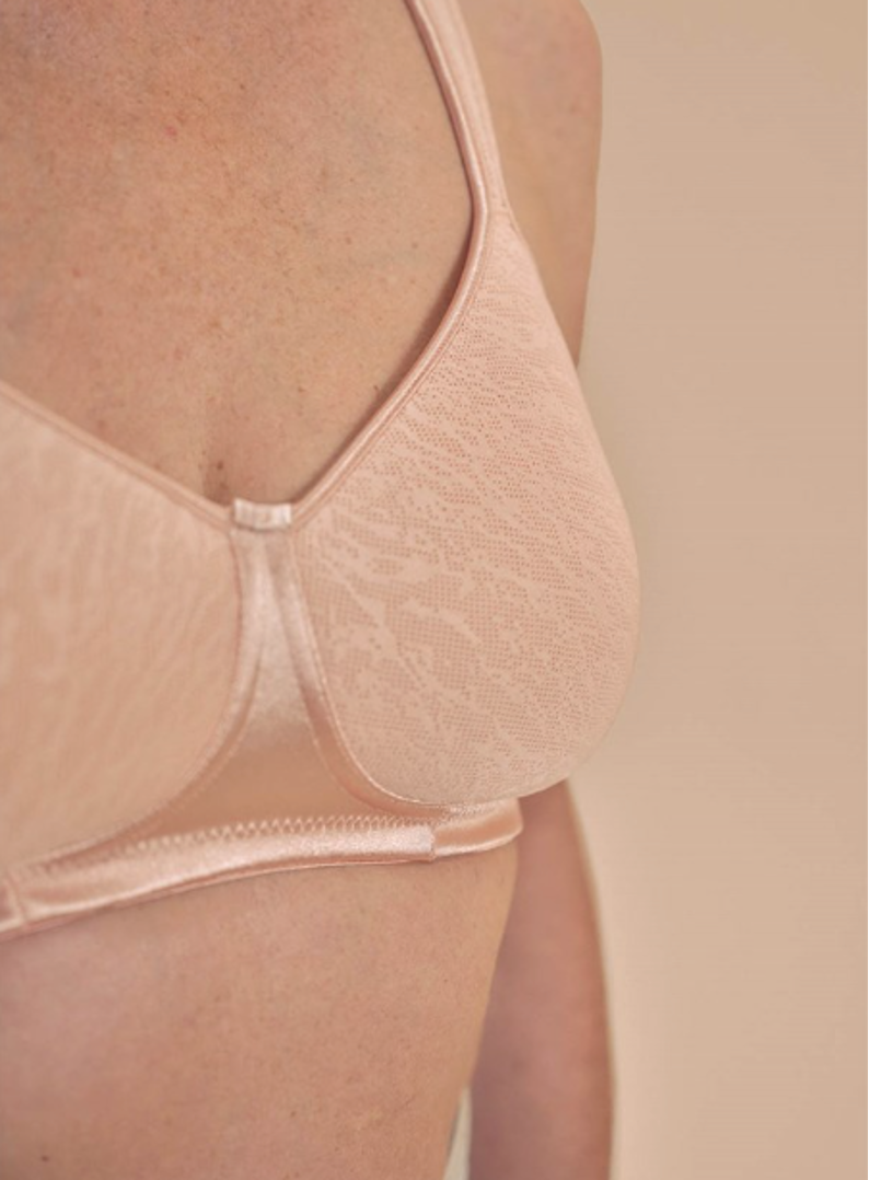 Amoena Lissa Wire-Free Padded Pocketed Mastectomy Bra